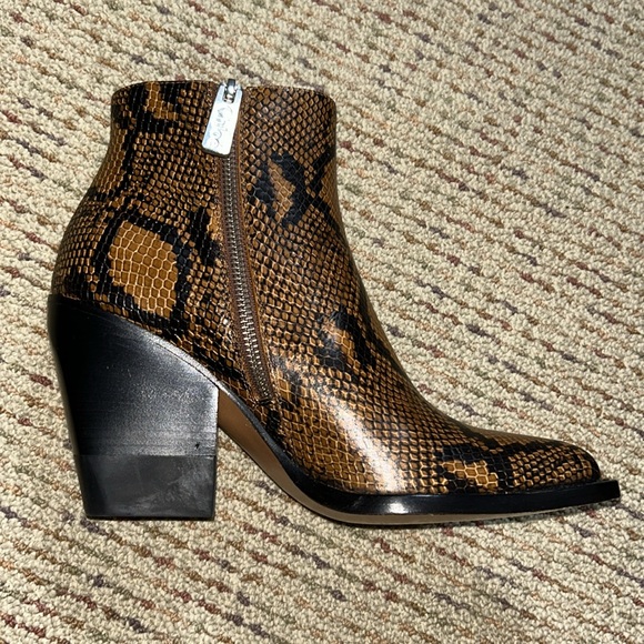 NEW Chloe Rylee Zip Booties 40 - Picture 7 of 11